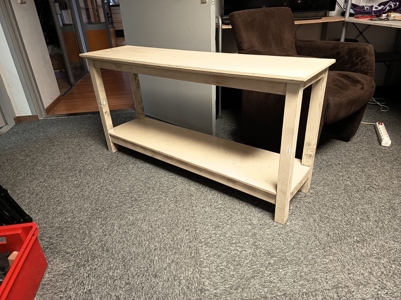 Sidetable L.136 x H.67 x D. 37 cm Hout., Ophalen, Zo goed als nieuw, 25 tot 50 cm