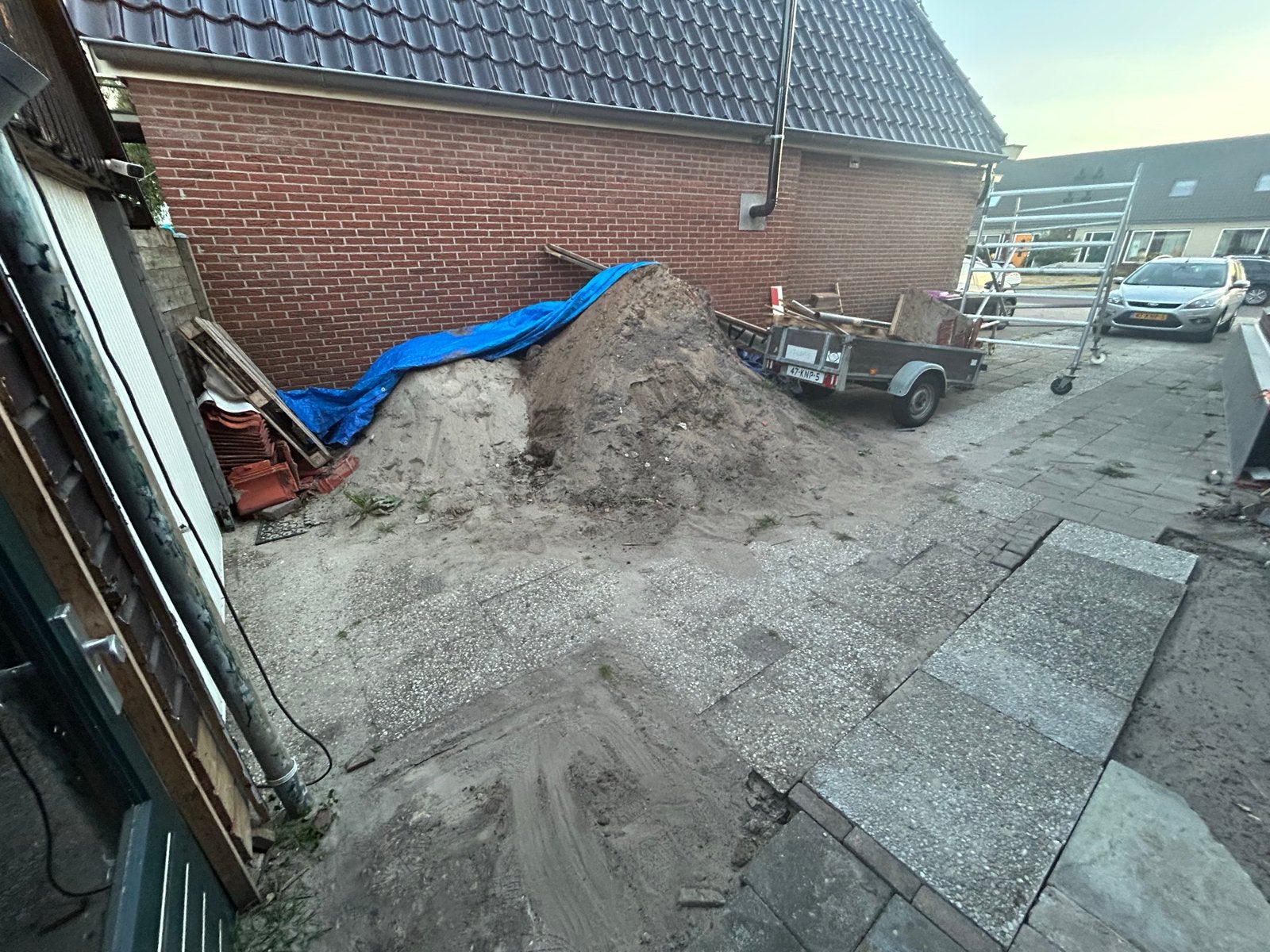 Zwarte grond en opvulzand/straatzand (ca. 3m³), Ophalen, Gebruikt, Straatzand