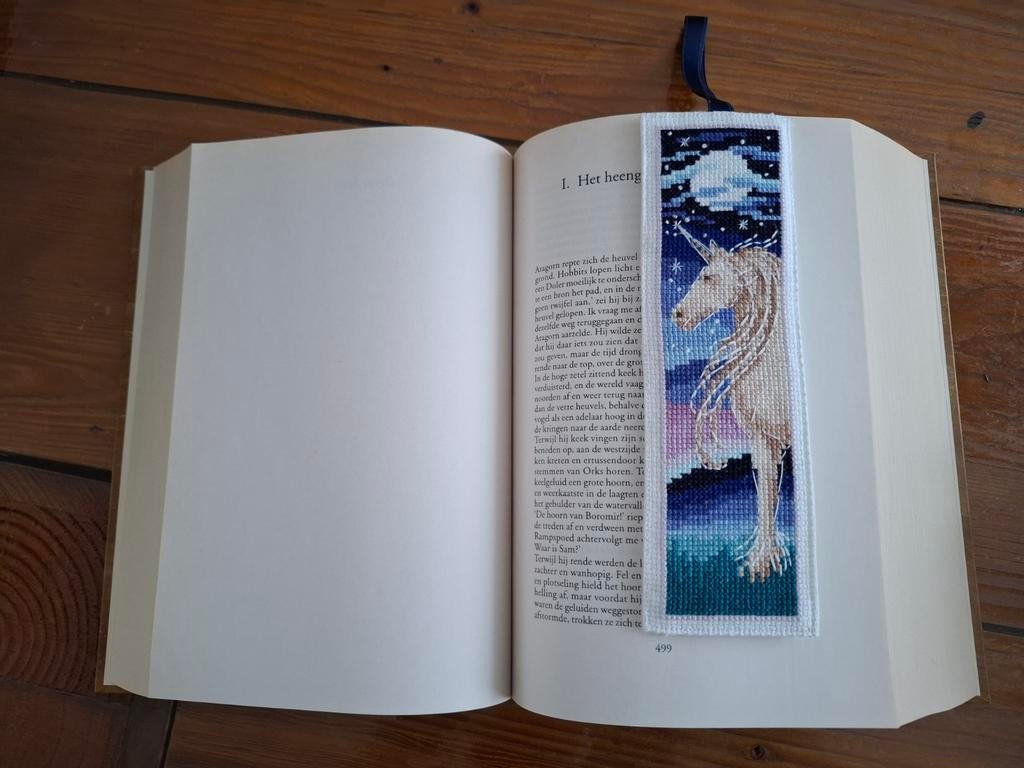 Geborduurde boekenlegger Eenhoorn., Ophalen of Verzenden, Nieuw