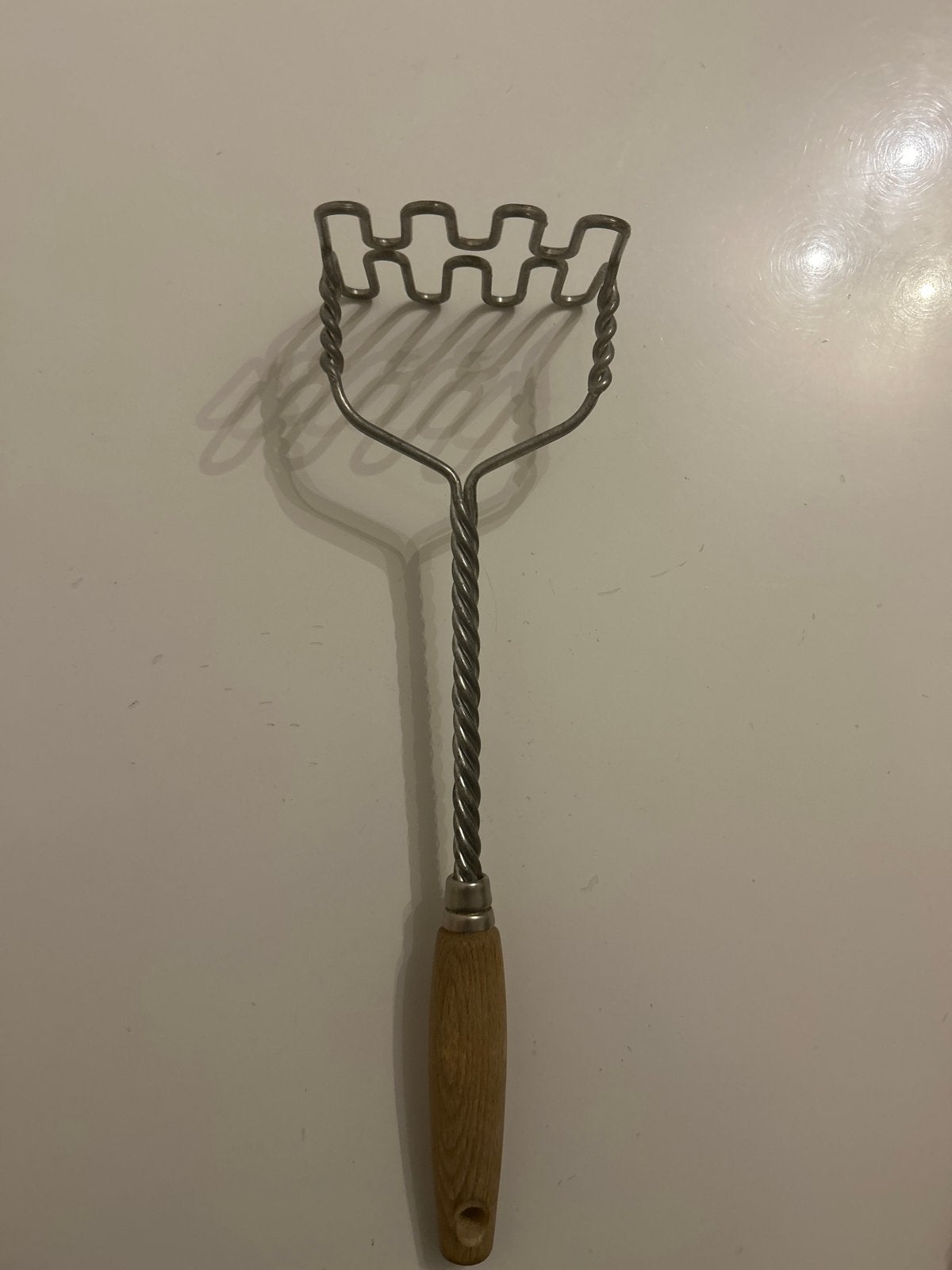 Aardappelstamper met houten handvat, Overige typen, Zilver, Ophalen of Verzenden, Zo goed als nieuw