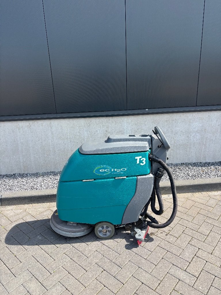 Tennant T3 Schrobzuigmachine | ec-H2O | Nieuwe Accu's, Ophalen of Verzenden, Zo goed als nieuw, Schrobmachine
