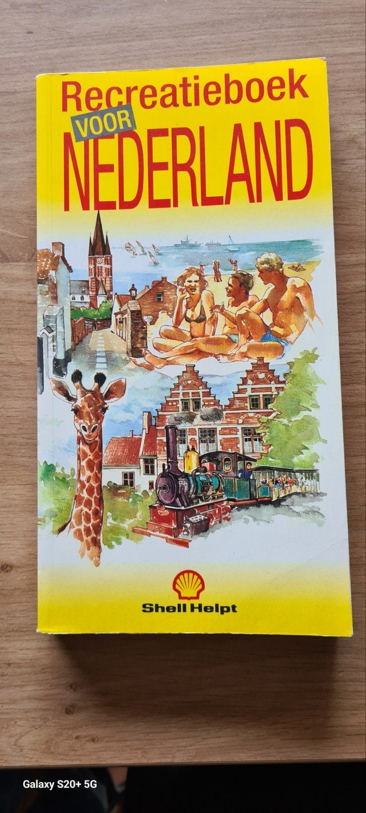Recreatieboek voor Nederland - Shell Helpt, Boeken, Ophalen of Verzenden, Reisgids of -boek, Benelux, Onbekend