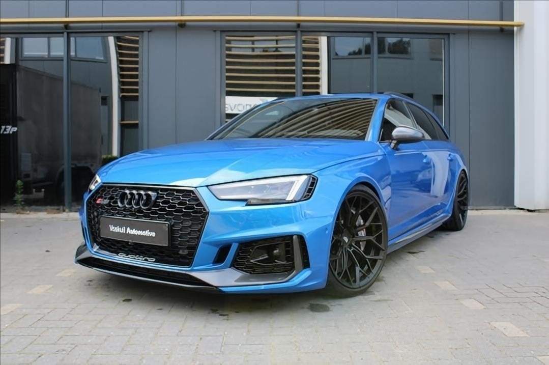 Audi A4 RS4 2.9 Tfsi 450pk Tiptronic Quattro 2018 Blauw, Auto's, Audi, Automaat, Blauw, A4, 11 km/l