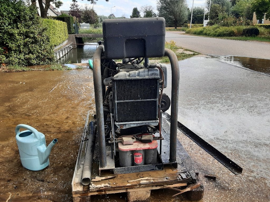 waterpompset, Tuin en Terras, Waterpompen, Ophalen, Gebruikt, Accu, Beregeningspomp