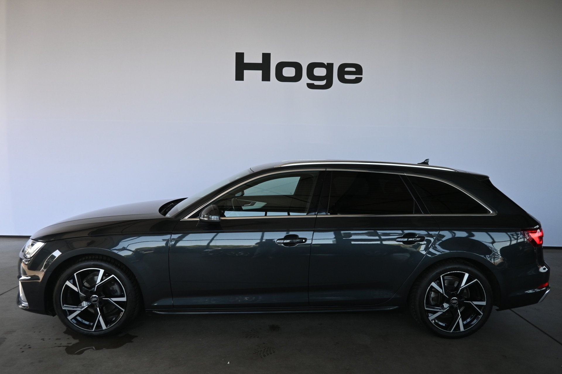 Audi A4 Avant 35 TFSI Sport S line edition Automaat Clima Na, Auto's, Audi, Gebruikt, 4 cilinders, Origineel Nederlands, Lichtsensor