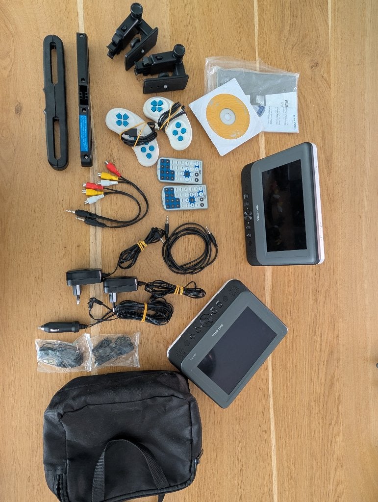 Complete Salora Portable DVD-Speler Set voor Auto, Audio, Tv en Foto, Gebruikt, Draagbaar, Ophalen of Verzenden, Overige merken