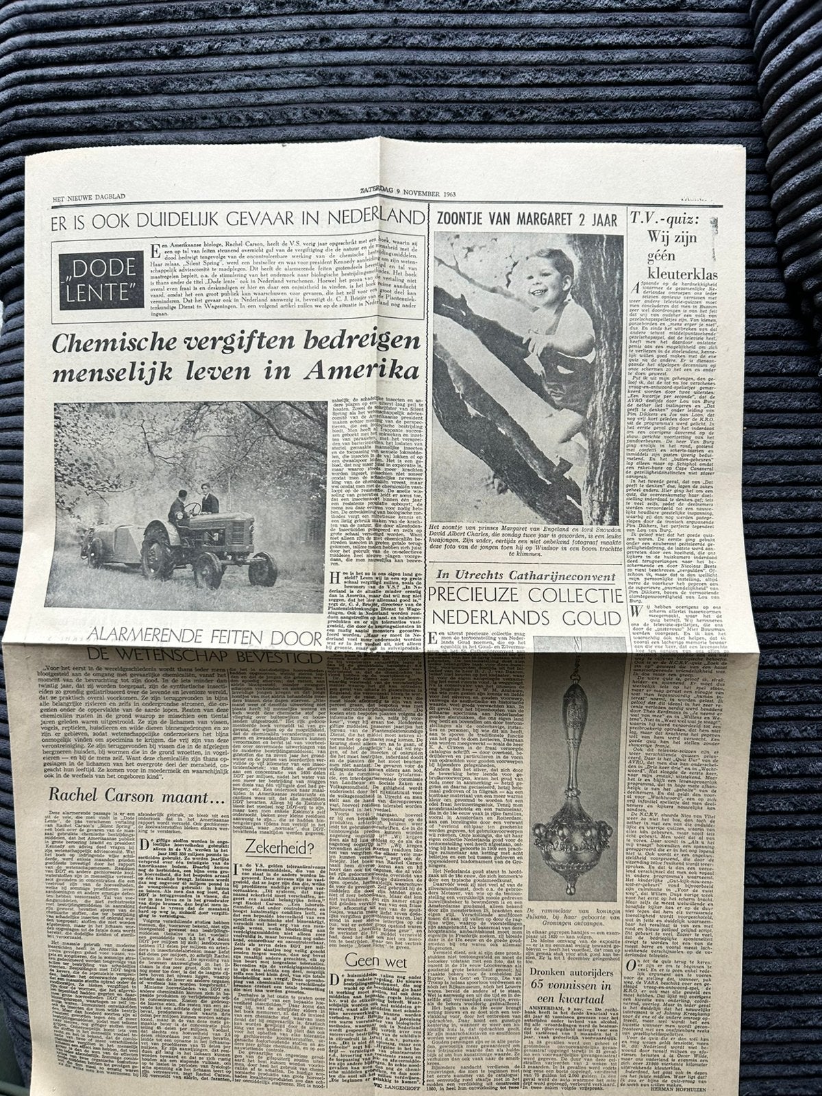 Oud deel van krant 1963 reclame KLM, Ophalen of Verzenden, 1960 tot 1980, Krant