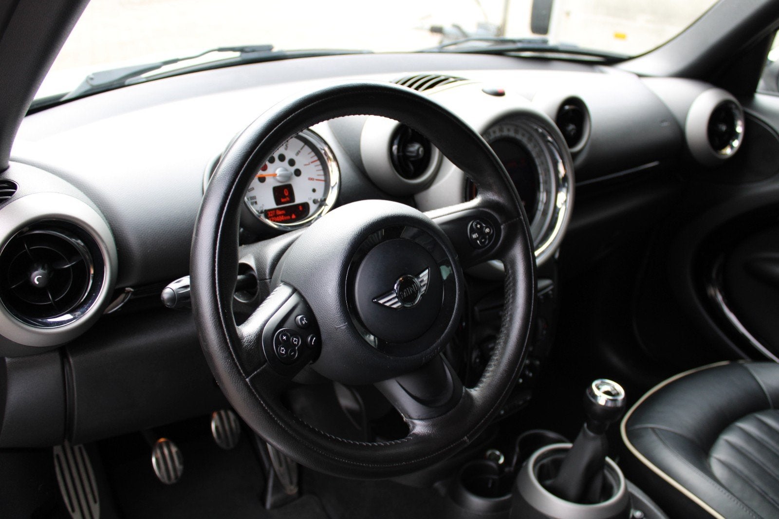 Foto 10 van Mini Countryman 1.6 Cooper S 2011 Wit