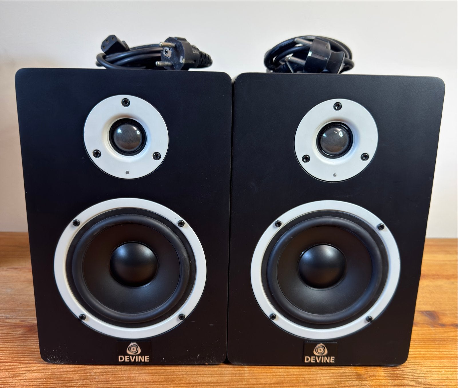 Devine MR-5A actieve studiomonitoren (set van 2), Overige merken, Studiomonitor, Gebruikt, Ophalen of Verzenden