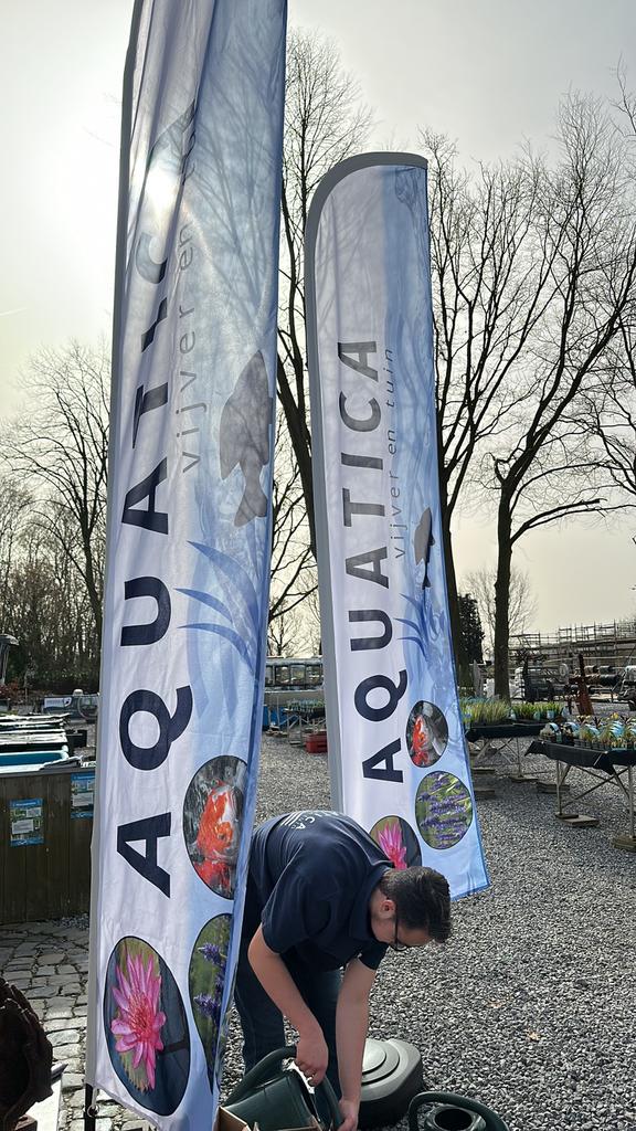 Kant en klare vijvermanden met zuurstofplanten!, Ophalen, Zo goed als nieuw