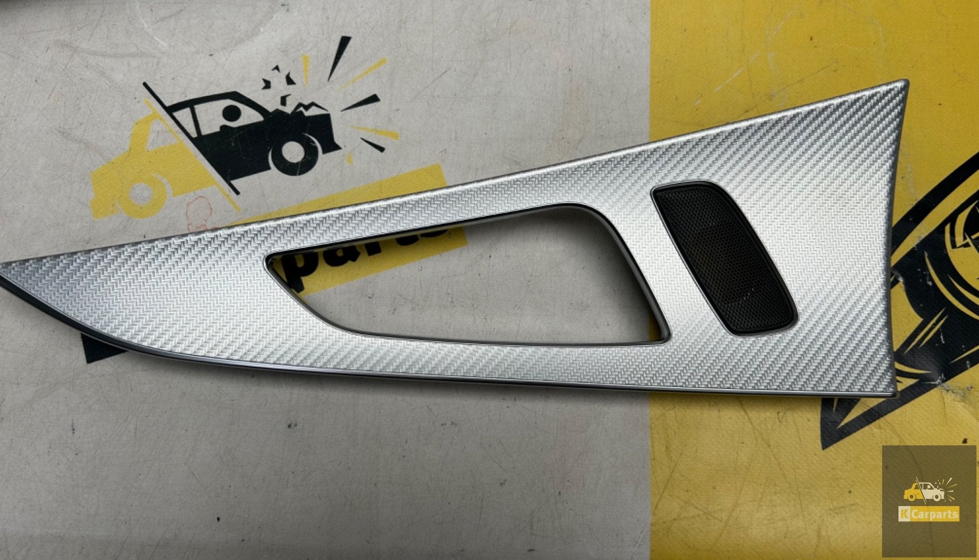 Sierlijst rechtsachter Portier Audi A6 4G RS6 4G0867420, Info@fabrikant.eu, Fabrikantstraat 1
1000 AA  Amsterdam, NL, Fabrikant BV