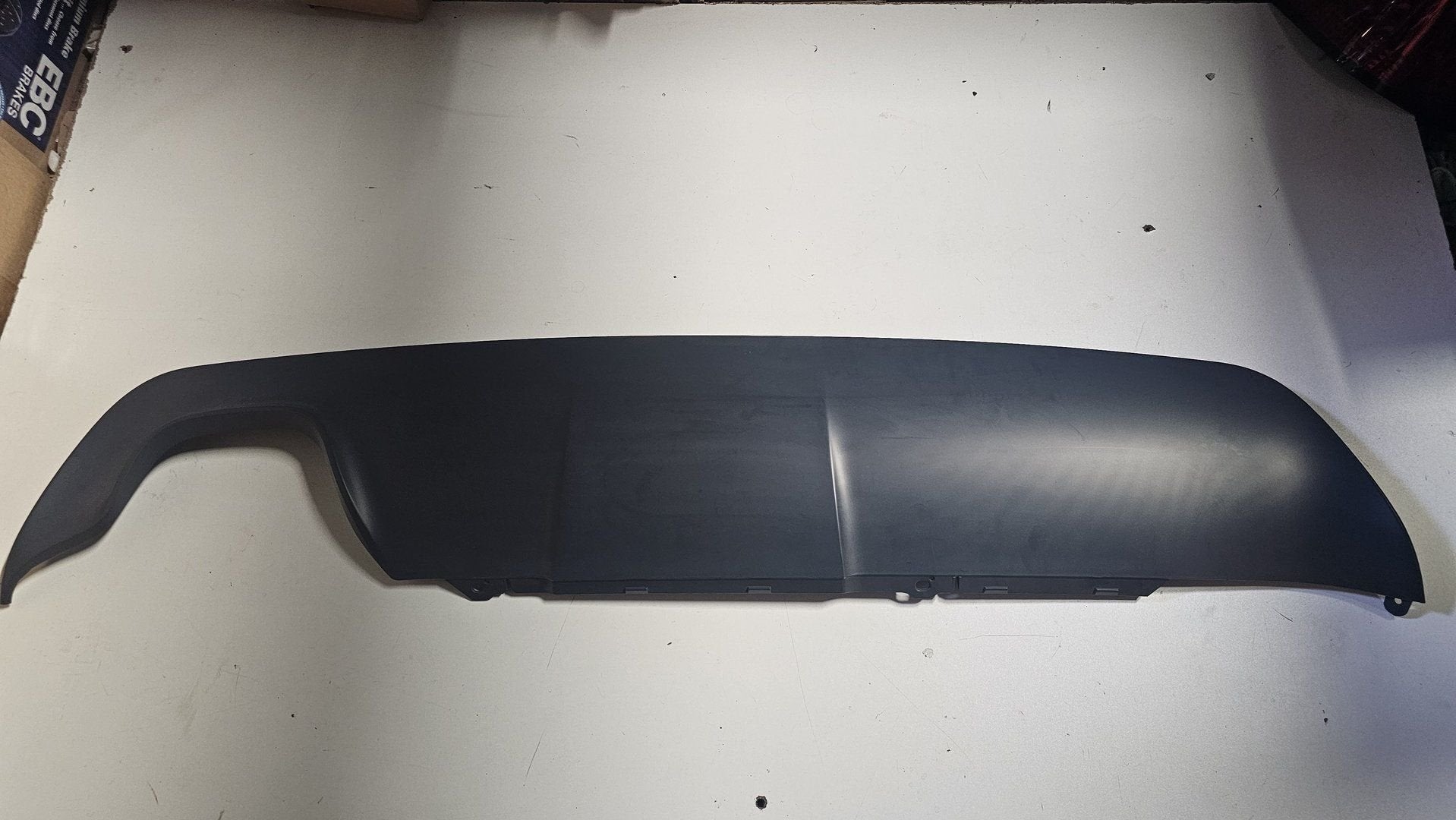 M - Diffuser grijs primer achterbumper 1 uitlaat nieuw BMW 5, Auto-onderdelen, Carrosserie en Plaatwerk, Ophalen, -, -, Nieuw