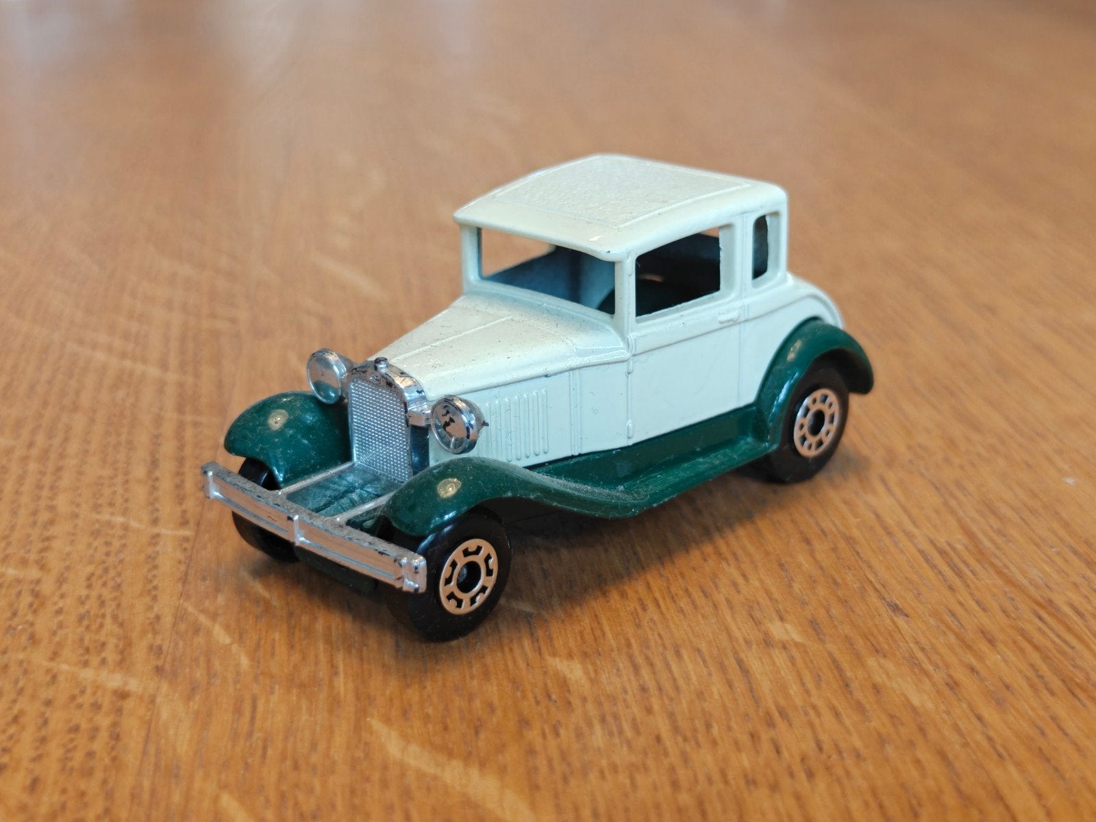 Matchbox Ford Model A WIT, Ophalen of Verzenden, Zo goed als nieuw, Auto