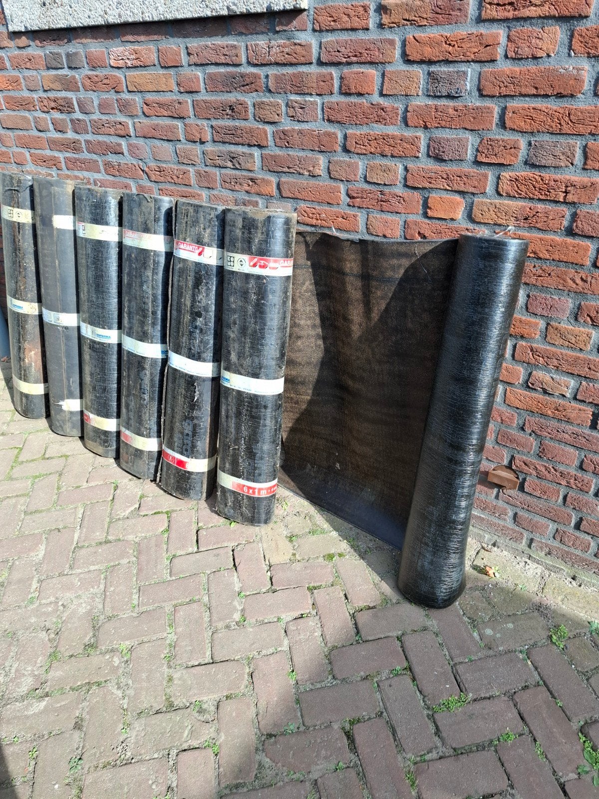 6 Rollen Bitumen Dakleer 6 m en 4 mm dik ruilen 3m toplaag, Ophalen, Overige materialen, Zwart, Nieuw