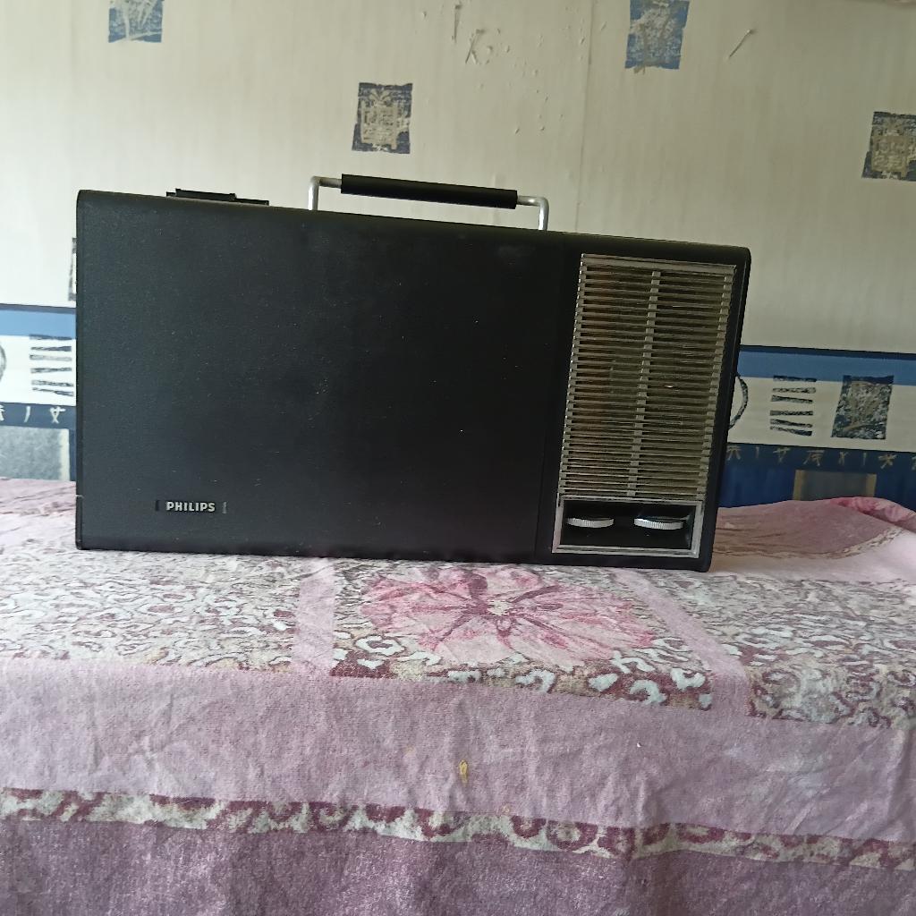 Philips mono platenspeler met versterker, Audio, Tv en Foto, Platenspelers, Ophalen of Verzenden, Gebruikt, Platenspeler, Philips