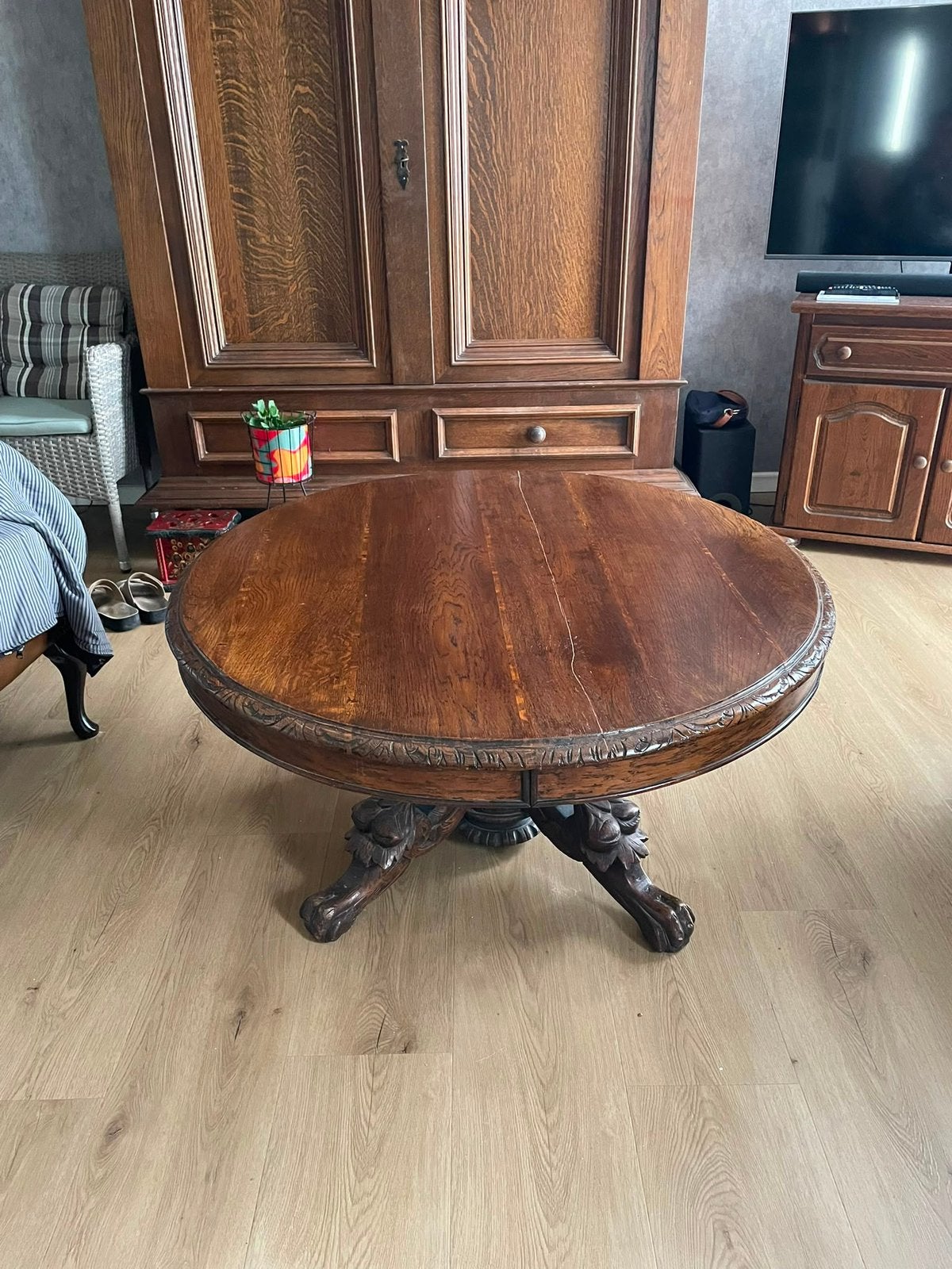 Antieke salontafel met leeuwenpoten, Antiek en Kunst, Ophalen