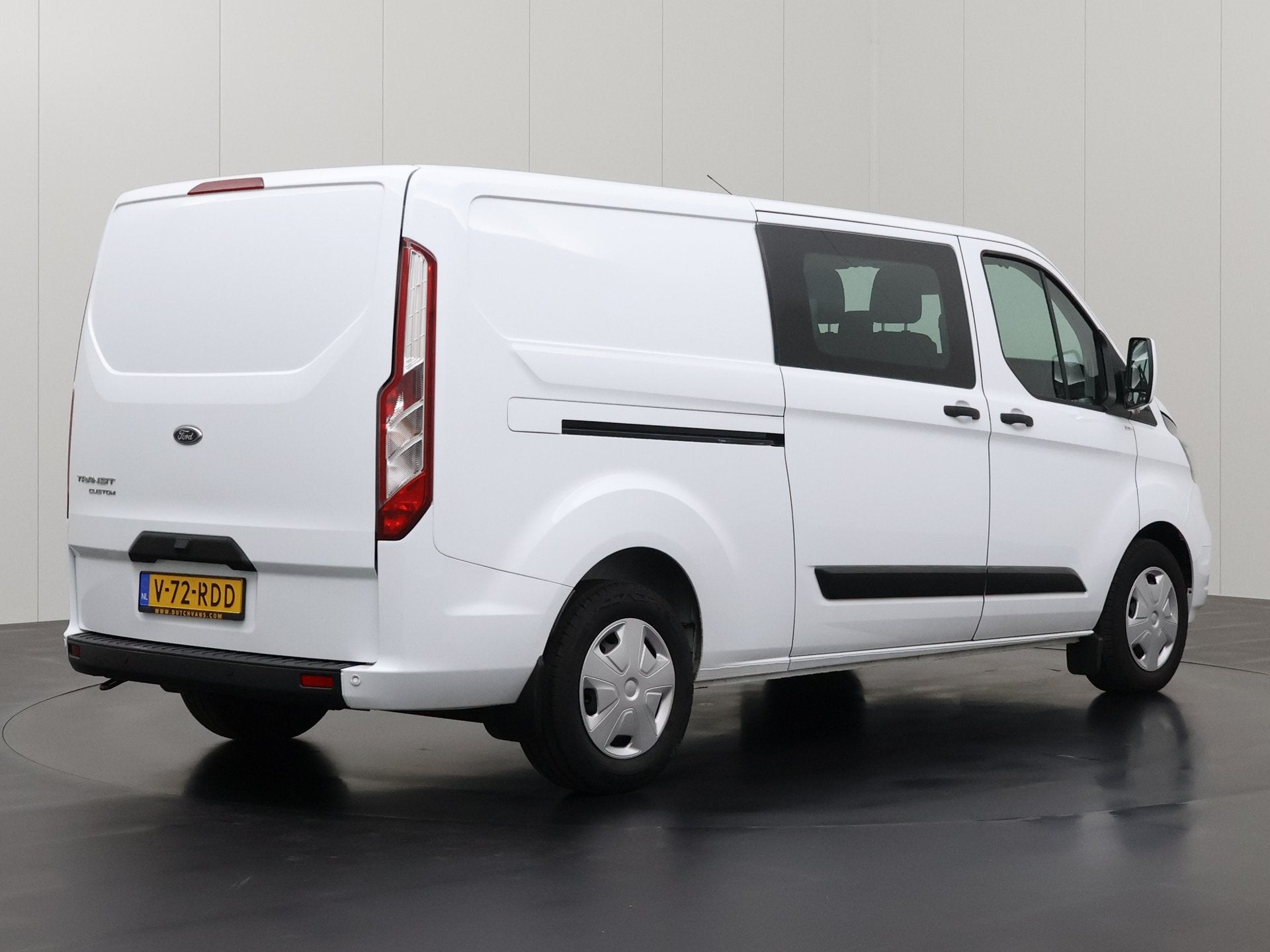 Ford Transit Custom 2.0TDCi 130PK Lang Dubbele Cabine | Kast, Voorwielaandrijving, Dealer onderhouden, Stof, Gebruikt