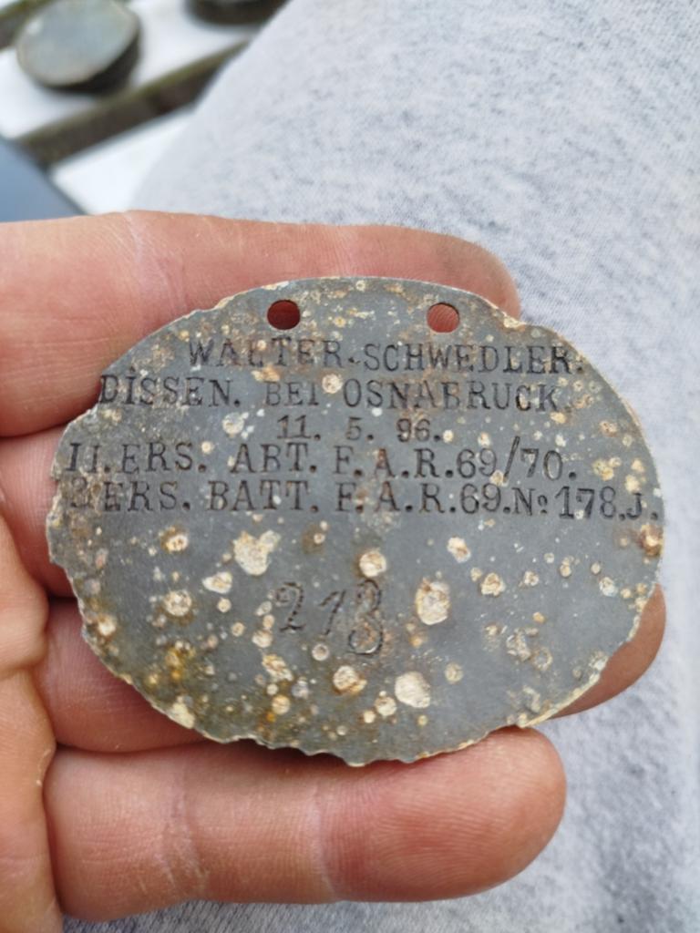 Walter schwedler veld artillerie regiment ekm wo1, Ophalen of Verzenden, Overige gebieden, Embleem of Badge