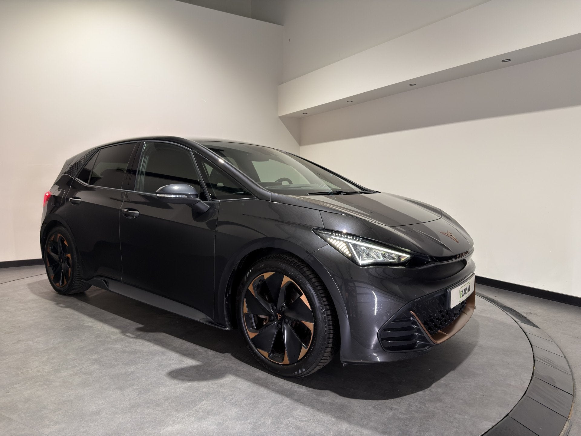 CUPRA Born Adrenaline One 62 kWh | ACC | Keyless | Stoelen &, Auto's, Automaat, 421 km, Achterwielaandrijving, Gebruikt