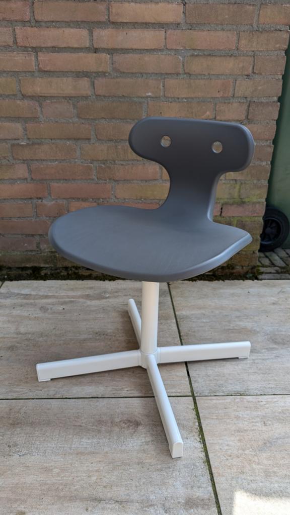 Ikea stoeltje Molte - grijs, Ophalen, Gebruikt, Metaal, Eén