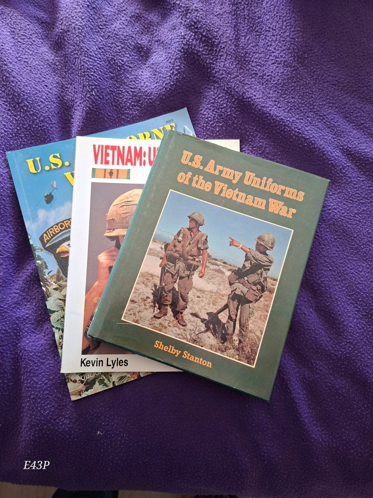 Boeken over Vietnamoorlog: Uniformen en Airborne, Shelby Stanton, Kevin Lyles, Ophalen of Verzenden, Zo goed als nieuw, Landmacht