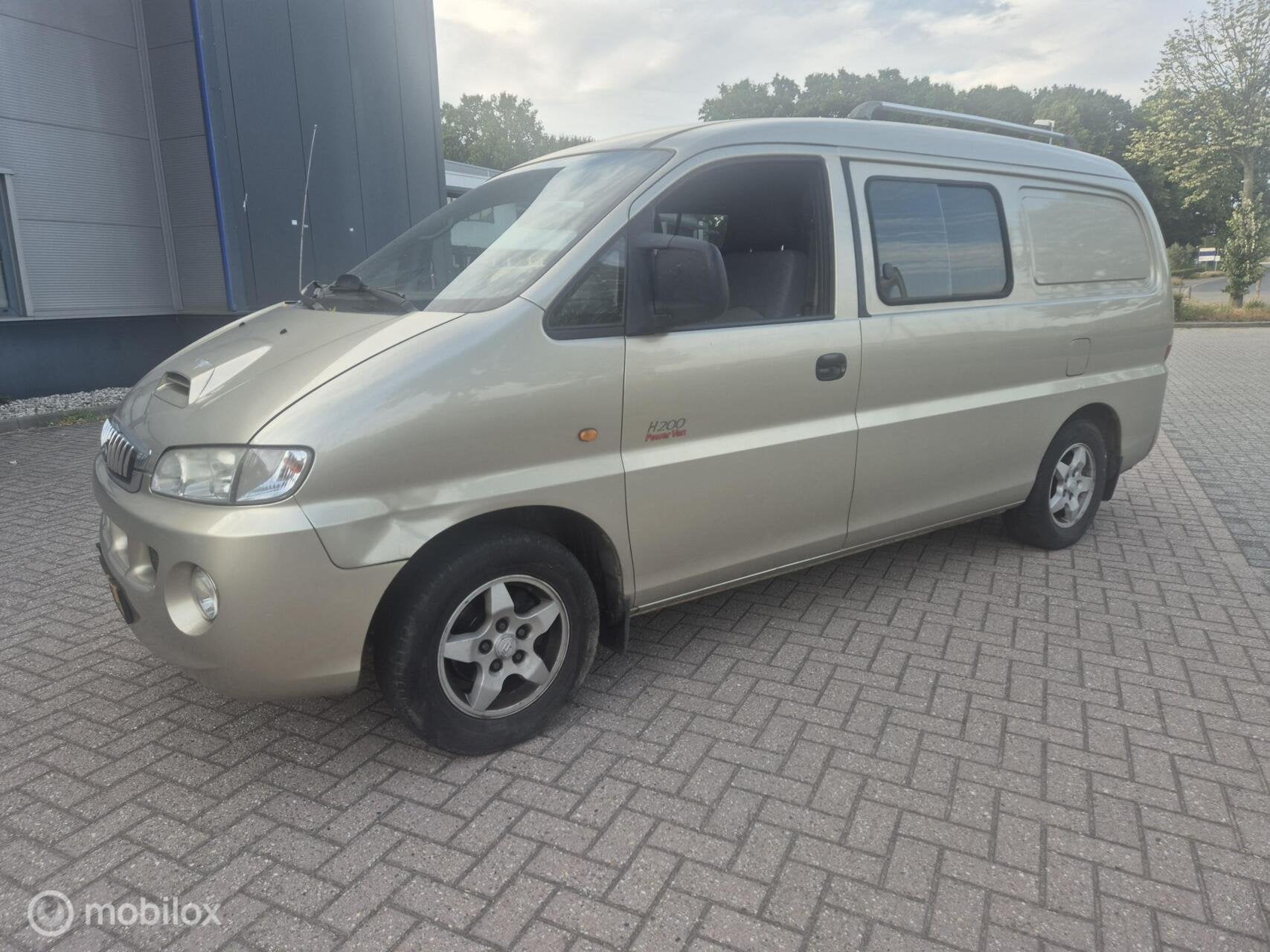 Hyundai H 200 bestel 2.5 CRDi Luxe lang DC Powervan, Gebruikt, Origineel Nederlands, 6 stoelen, Euro 4
