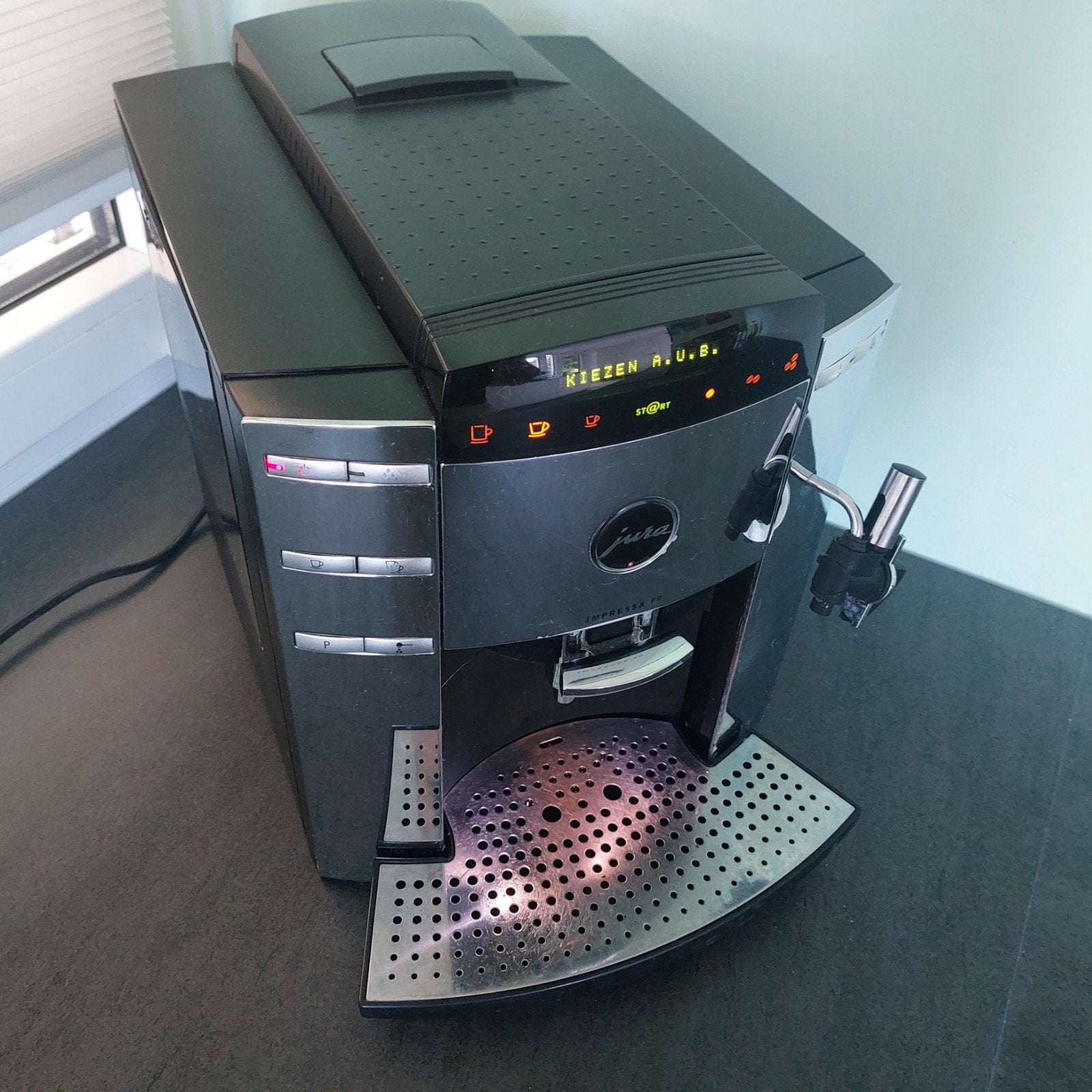 Jura Impressa F9, Gebruikt, 10 kopjes of meer, Koffiemachine, Koffiebonen