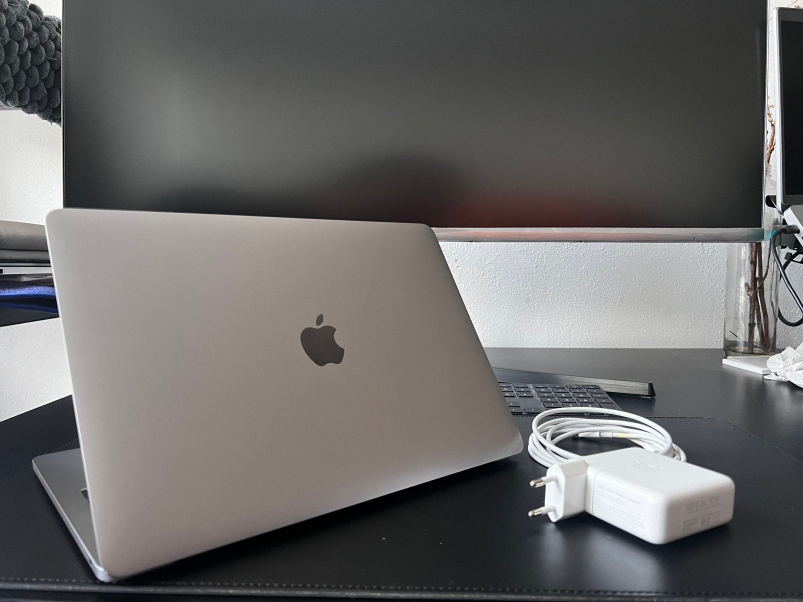 Macbook Pro 13-Inch (second half of 2017), Computers en Software, Apple Macbooks, 2 tot 3 Ghz, 13 inch, Zo goed als nieuw, Ophalen