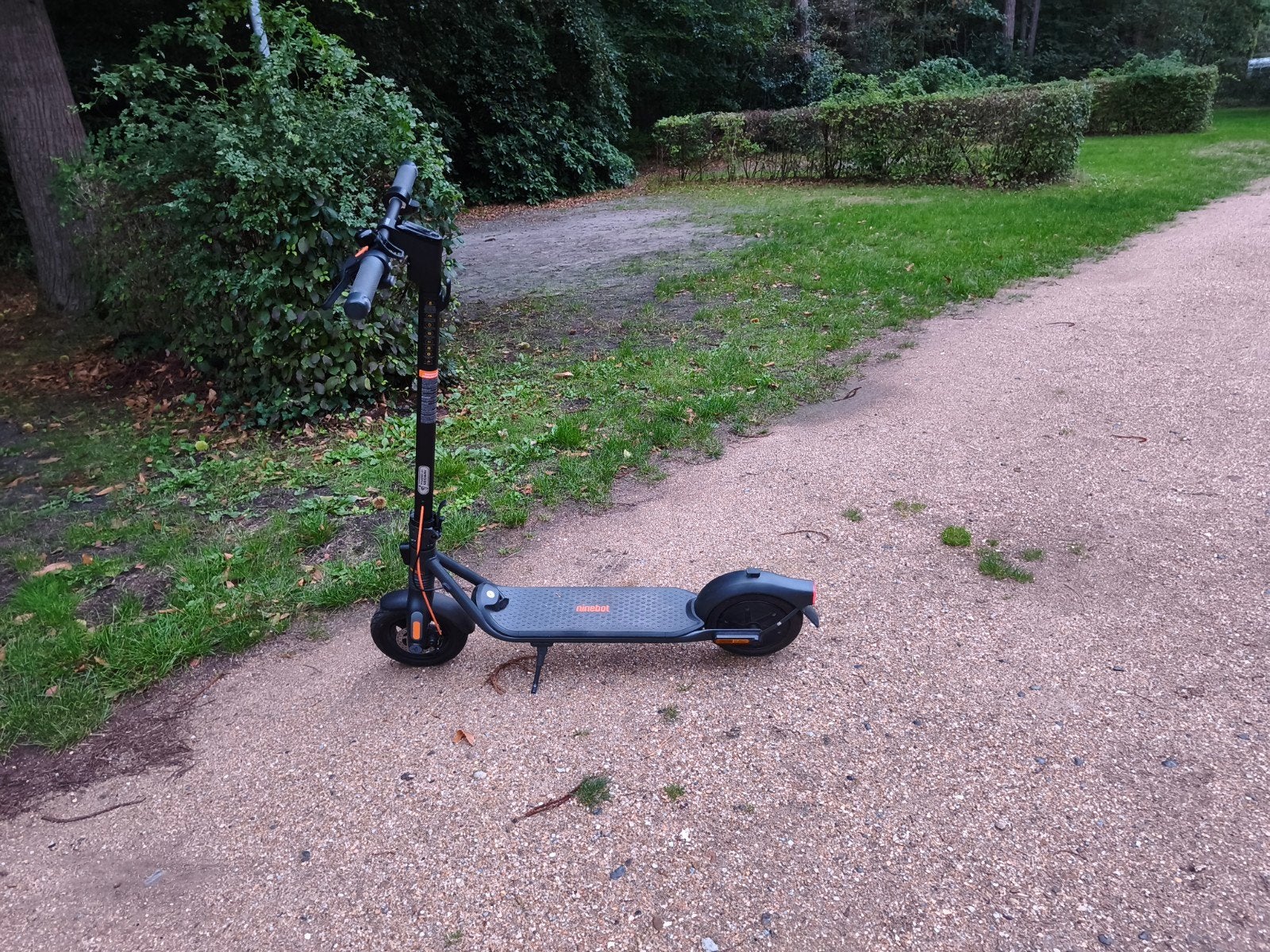 Segway Ninebot elektrische step - 2024 - Slechts 255,5 km, Fietsen en Brommers, Ophalen, Zo goed als nieuw, Elektrische step (E-scooter)