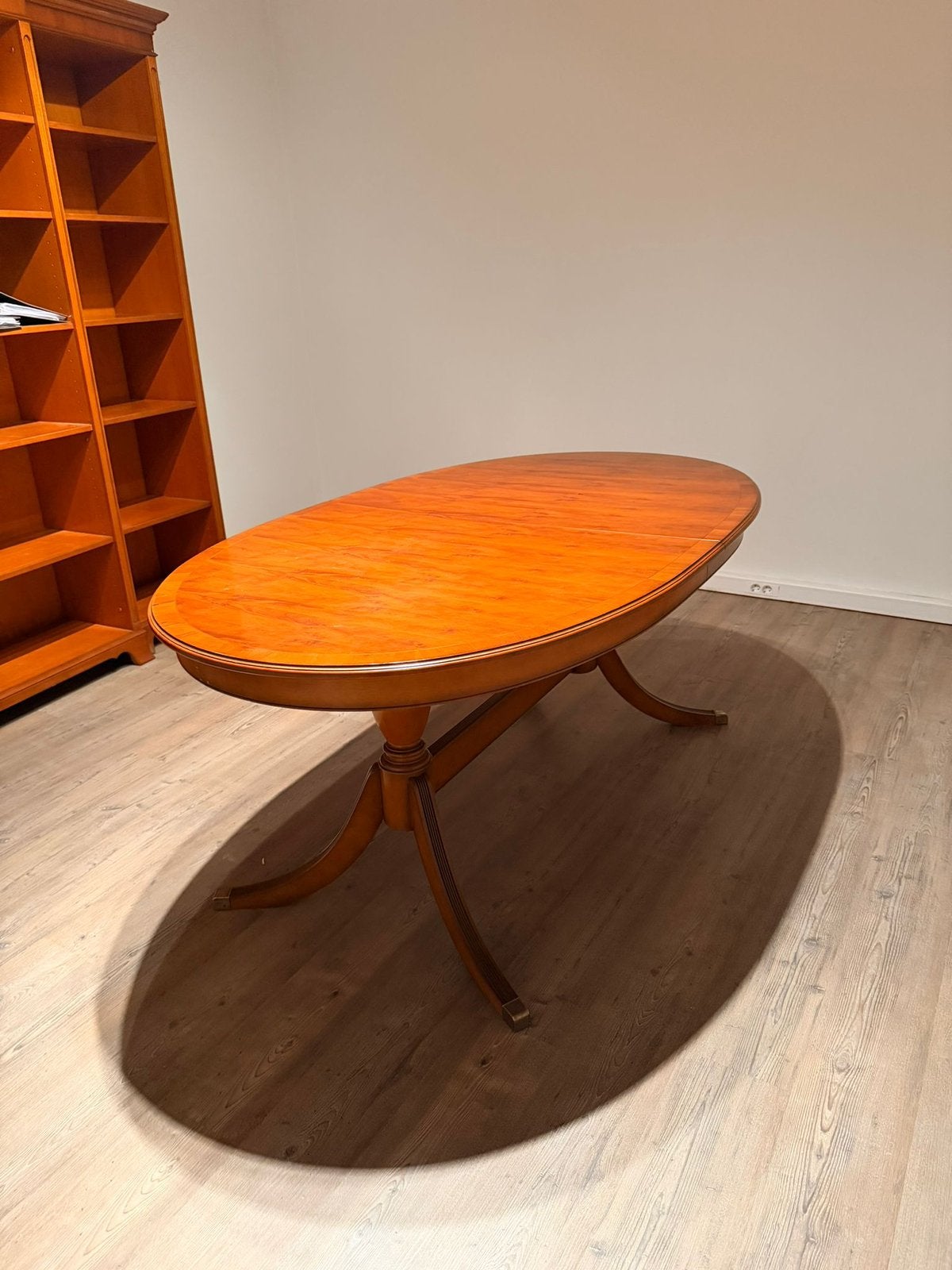 Heldense tafel - groot en uitschuifbaar, Ophalen, 150 tot 200 cm, 200 cm of meer, Zo goed als nieuw