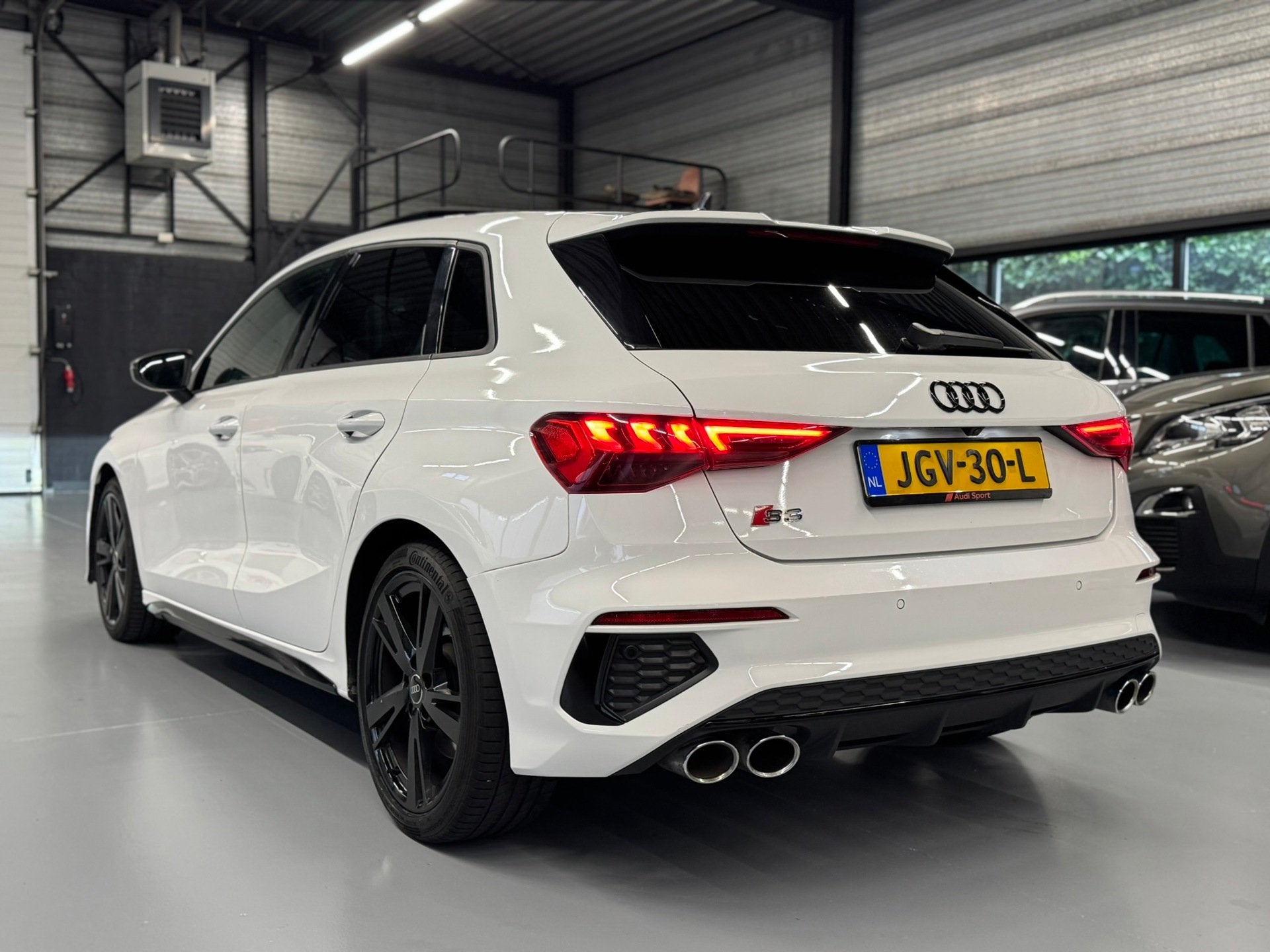 Audi A3 Sportback 2.0 TFSI S3 Quattro Pano/Led/Camera, Auto's, Automaat, Gebruikt, Euro 6, 4 cilinders