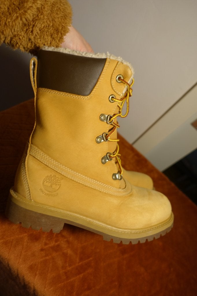 Timberland gevoerde winterboots in wheat nubuck, mt. 36, Hoge laarzen, Bruin, Verzenden, Zo goed als nieuw