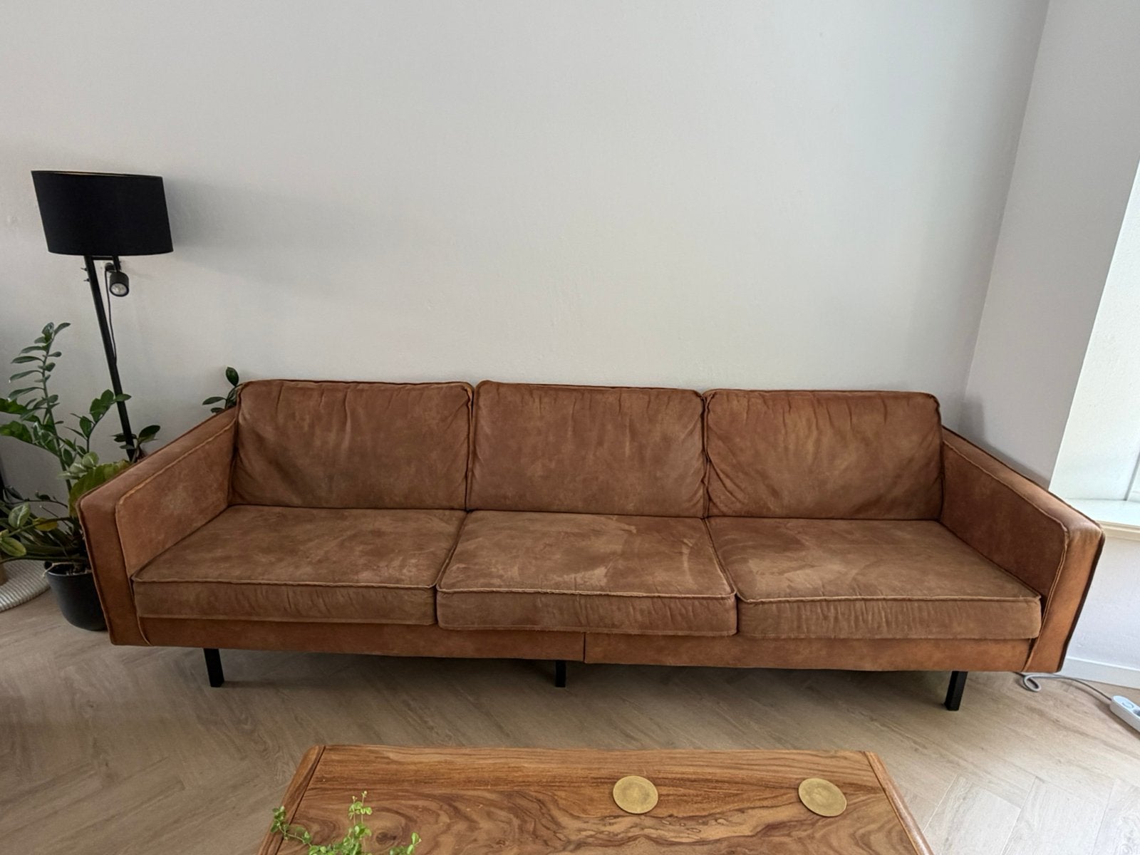 Bruine lederen 3 zits bank, 276x86 cm, Ophalen, 250 tot 300 cm, Gebruikt, Driepersoons