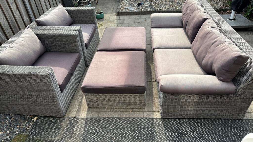 Complete Wicker Loungeset met Kussens - Zo goed als nieuw, 4 zitplaatsen, Gebruikt, Ophalen of Verzenden, Loungeset