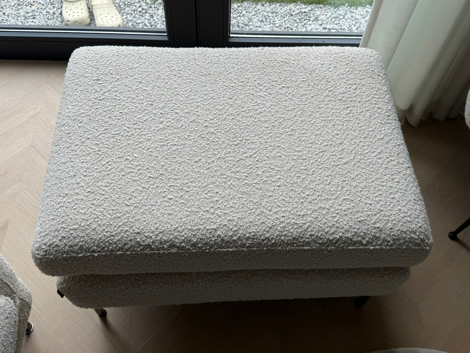 Boucle hocker, Ophalen of Verzenden, Zo goed als nieuw, Vierkant