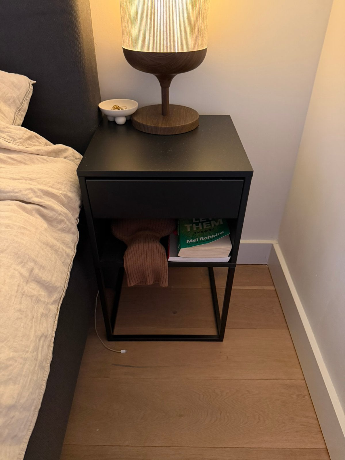 Ikea nachtkastje, Ophalen, Zo goed als nieuw, Minder dan 45 cm, Minder dan 55 cm