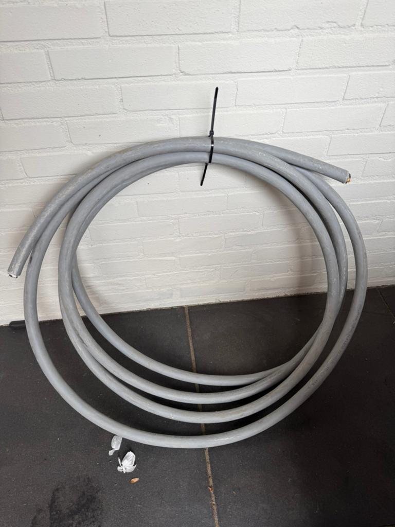 9 meter 4x25mm + 16mm aarde grondkabel ymvk, Ophalen, Zo goed als nieuw, Kabel of Snoer