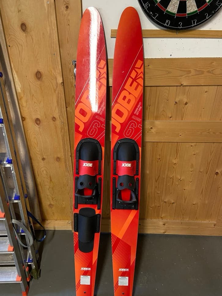 Jobe Waterski's - 170 cm - Zo goed als nieuw, Watersport en Boten, Waterski's, Ophalen, Zo goed als nieuw, 160 cm of meer, Waterski's
