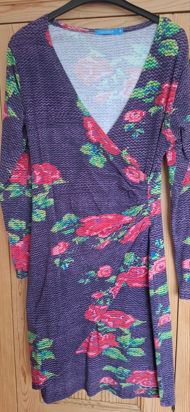 Lien & Giel jurk met bloemenprint, maat M, Maat 38/40 (M), Paars, Ophalen of Verzenden, Zo goed als nieuw