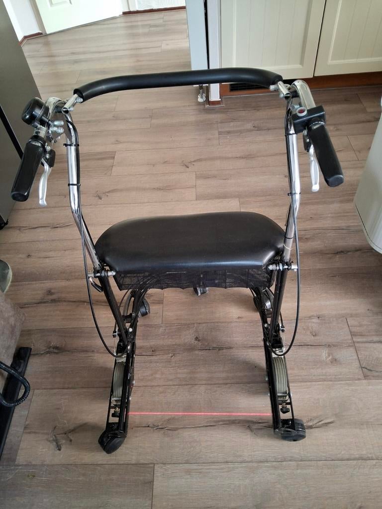 Parkinson rollator , Inklapbaar, Diversen, Ophalen, Gebruikt