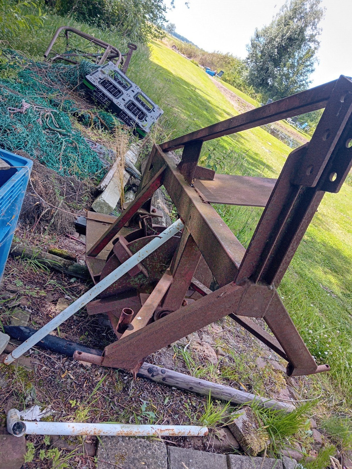 Greppelfrees goed werkend, Ophalen, Alletouw, Info@alletouw.nl, Westergeast