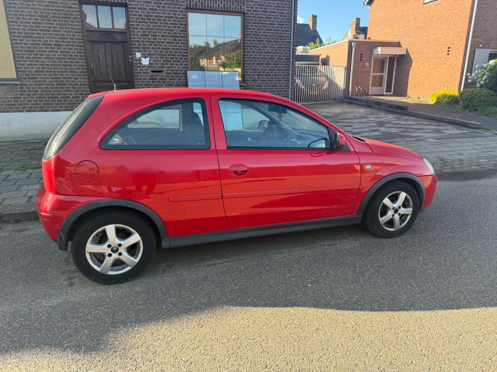 Opel Corsa 1.0 3D 2006 Rood, Auto's, Voorwielaandrijving, 450 kg, Bedrijf, Handgeschakeld
