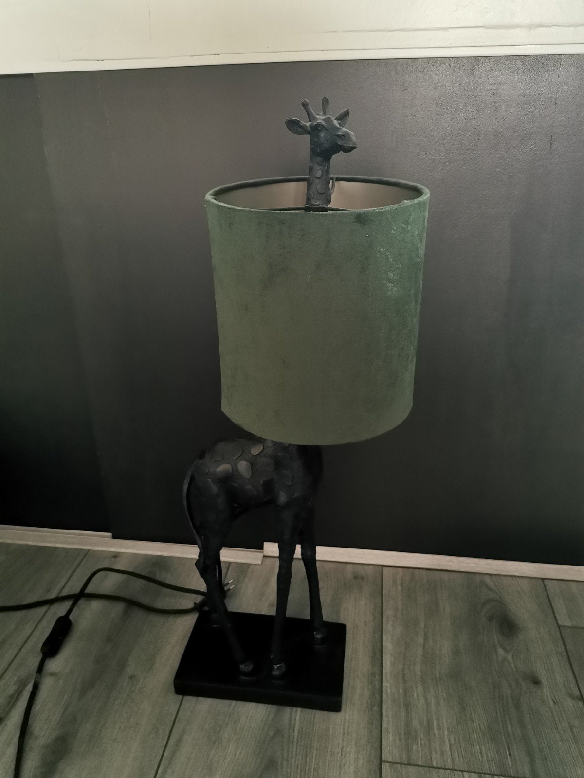 Unieke Giraffe Tafellamp met Groene Kap, Huis en Inrichting, Ophalen, Zo goed als nieuw