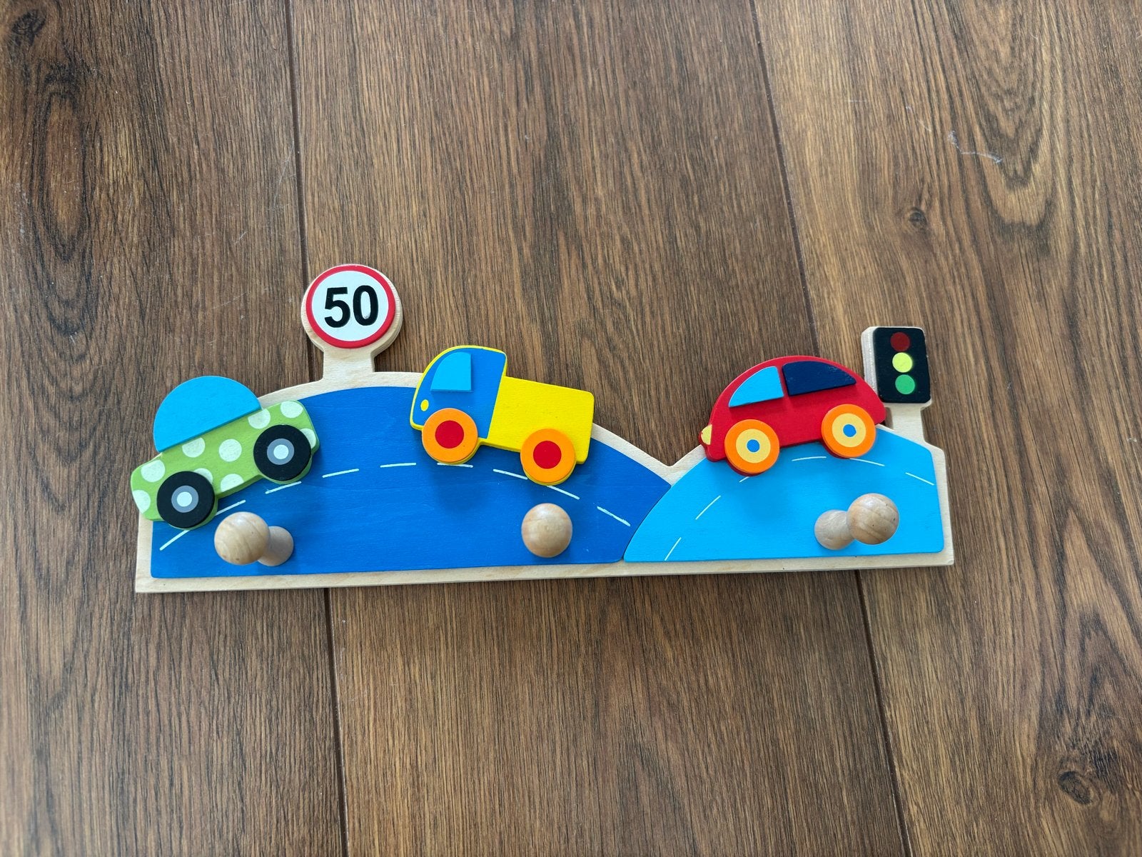 Leuke Kinderkapstok met Auto's en Verkeersborden, Gebruikt, Ophalen of Verzenden, Minder dan 100 cm, Kinderkapstok