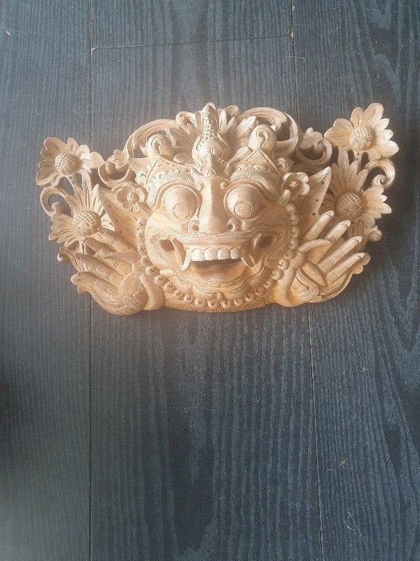 puntgaaf balinees Barong masker Wand decoratie, Antiek en Kunst, Houtsnijwerk, Ophalen of Verzenden, Handgemaakt, 20 - 50 cm