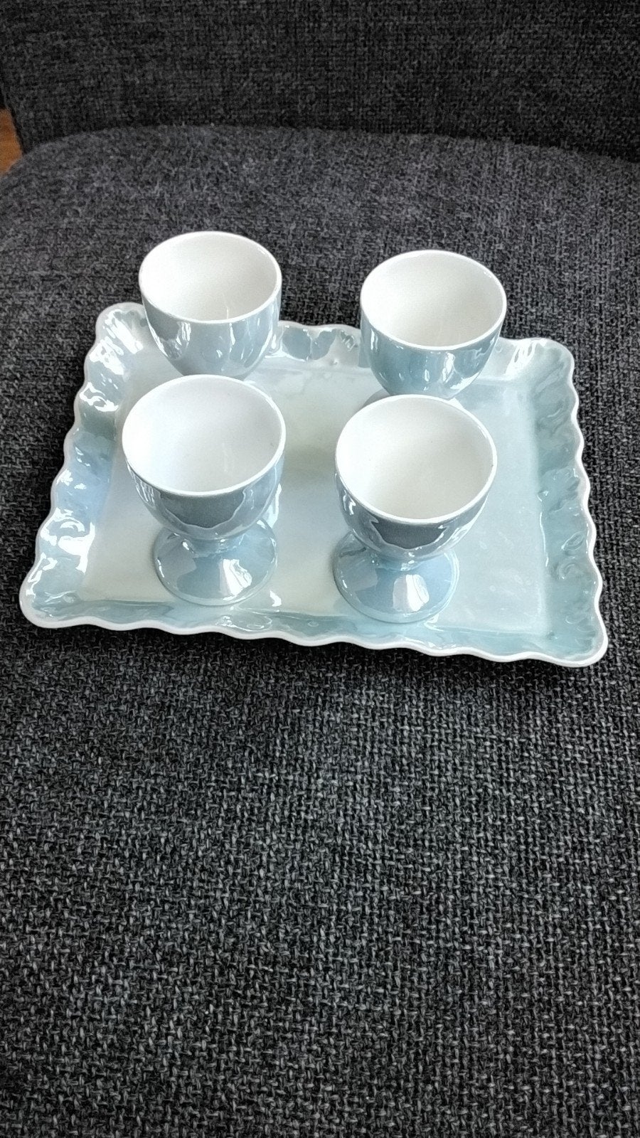 Vintage eiersetje, Victorie  China Checheslovakia 19 bij 14, Ophalen of Verzenden, Blauw