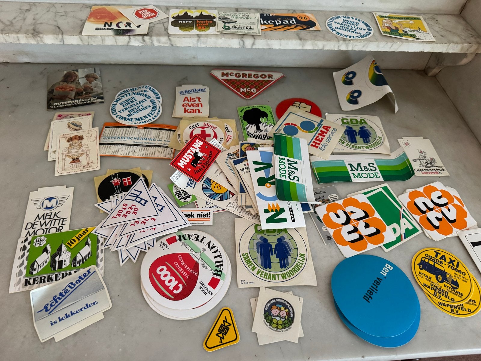 Verzameling oude stickers - Diverse merken en thema's, Ophalen of Verzenden, Gebruikt, Bedrijf of Vereniging
