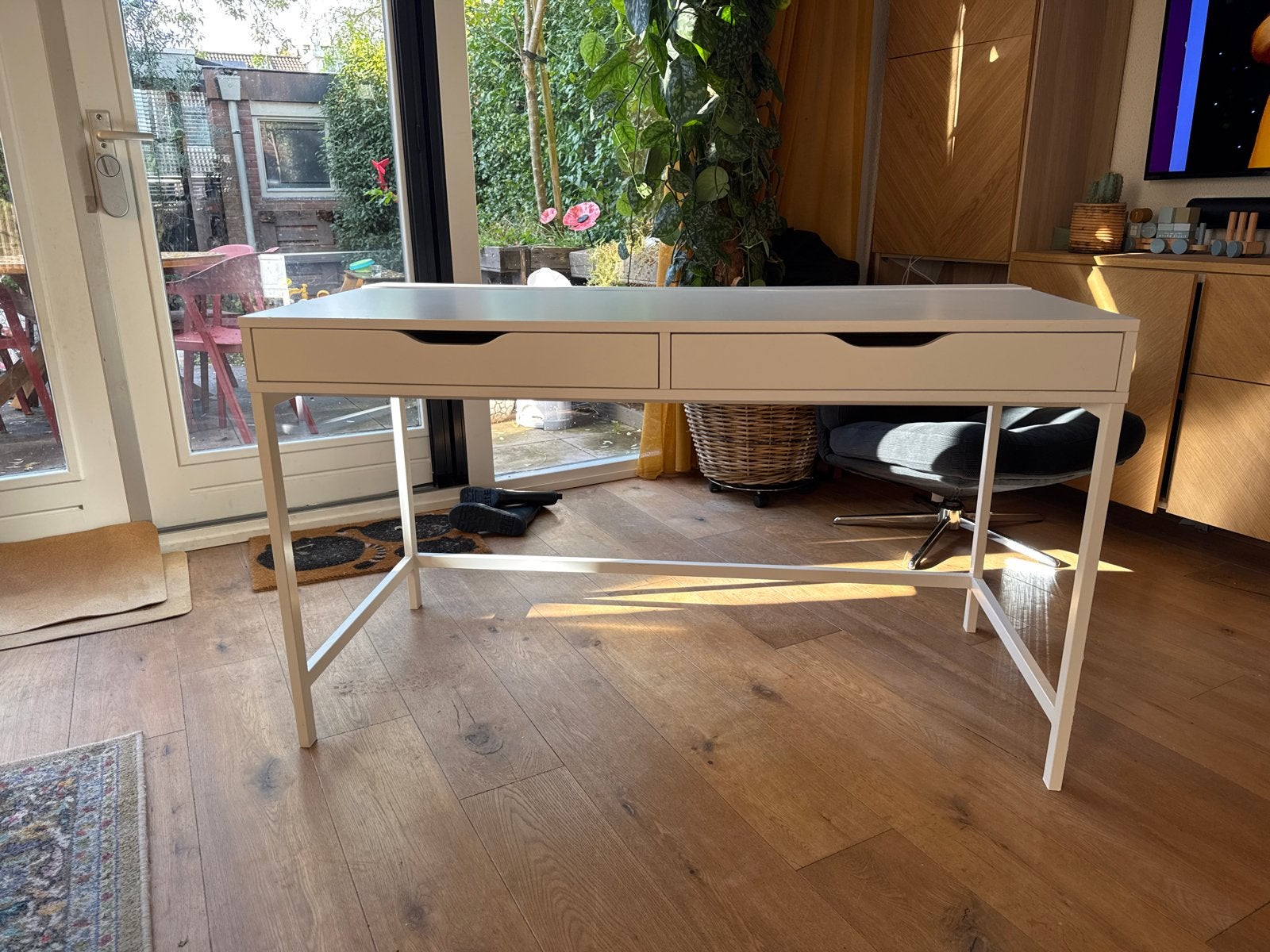 IKEA ALEX bureau wit - 2 stuks beschikbaar, Ophalen, Gebruikt, Met lades, IKEA