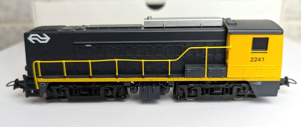 Roco 41366 dieselloc 2241 serie 2200/2300 zonder OVP H0, Hobby en Vrije tijd, Ophalen, Analoog, Zo goed als nieuw, Roco