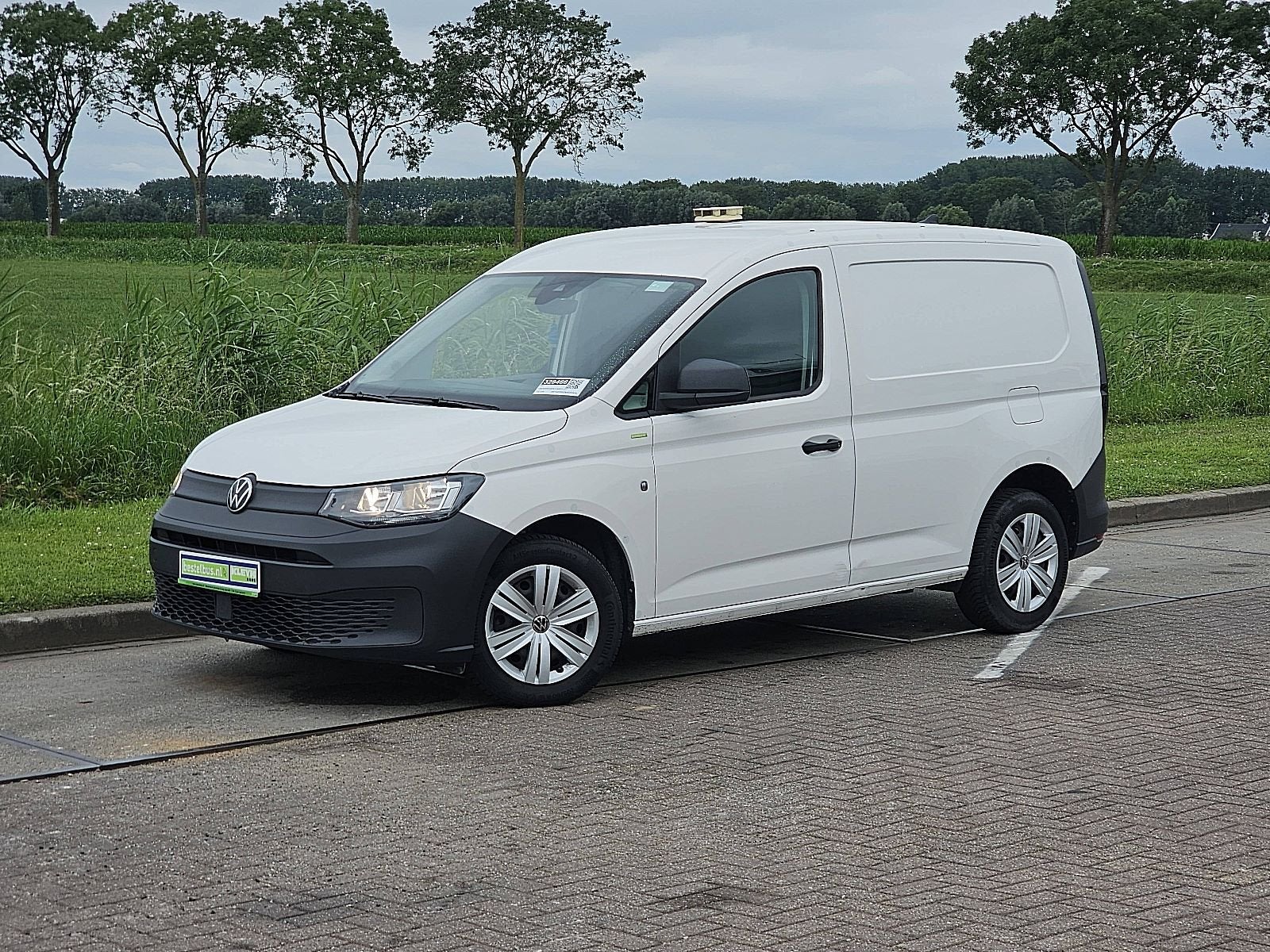 Volkswagen Caddy Cargo 2.0 TDI Comfort L1 NAP Euro6 Carplay, Voorwielaandrijving, Stof, Gebruikt, 4 cilinders